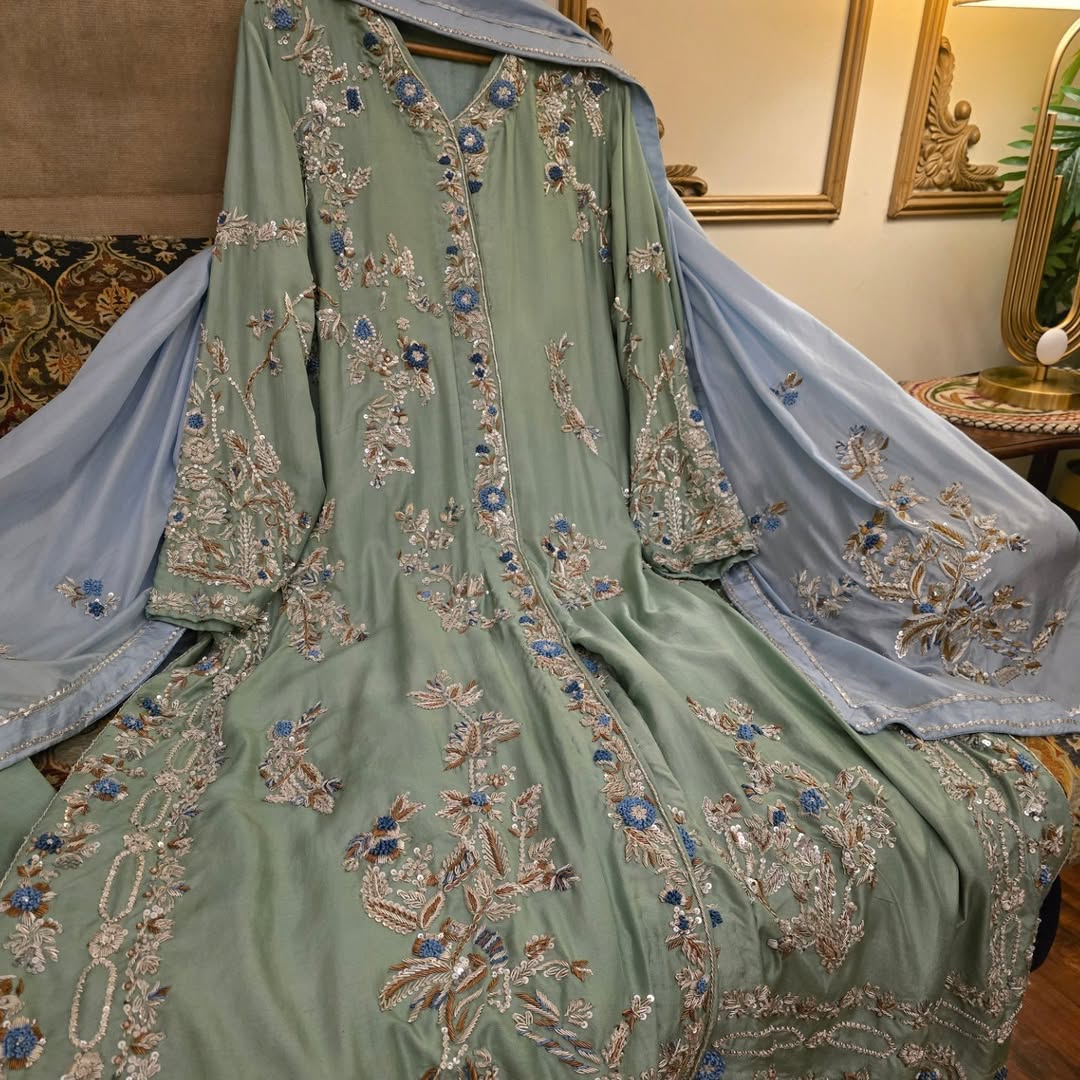 Formal party wear